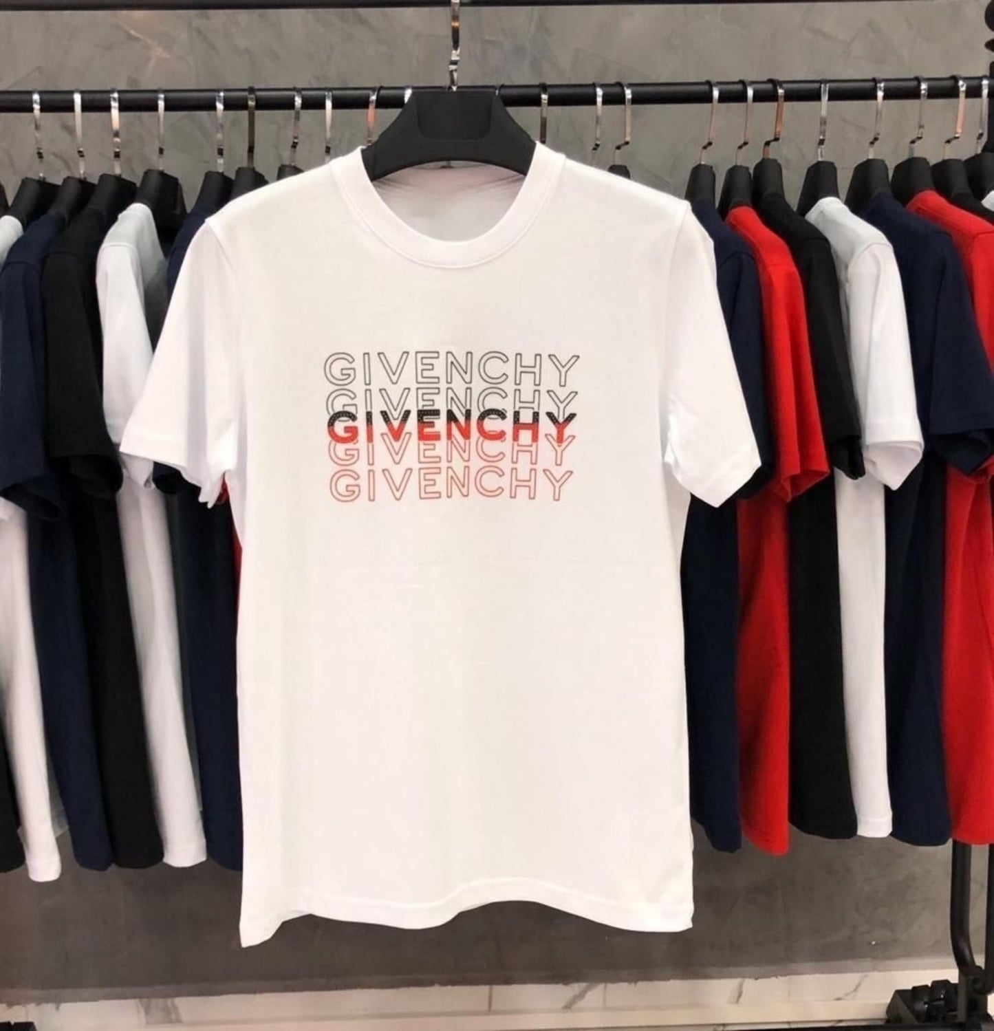 CAMISETA OVERSIZE - GIVENCHY