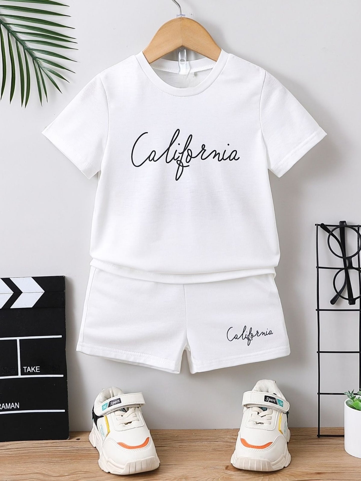 CONJUNTO CAMISETA+PANTALONETA CALIFORNIA