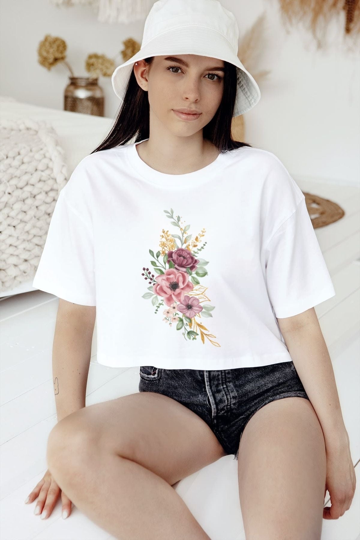 CAMISETA CORTA MUJER -
FLORES