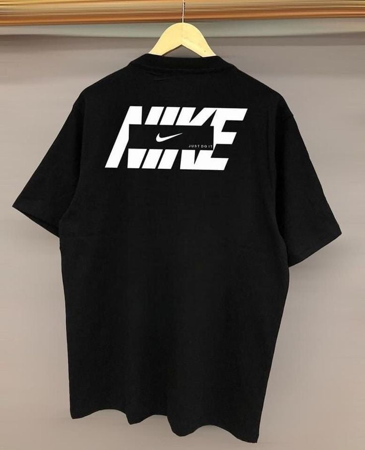 CAMISETA OVERSIZE - NIKE