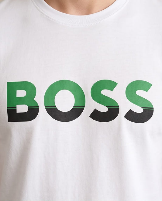 Camiseta Blanca BOSS Letras Verde y Negro Regular Fit