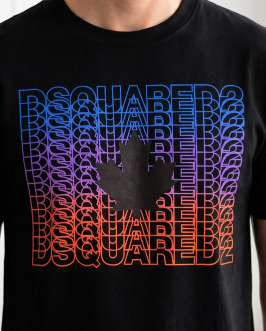 Camiseta Negra DSQUARED2 Letras Degradadas y Hoja Central Regular Fit