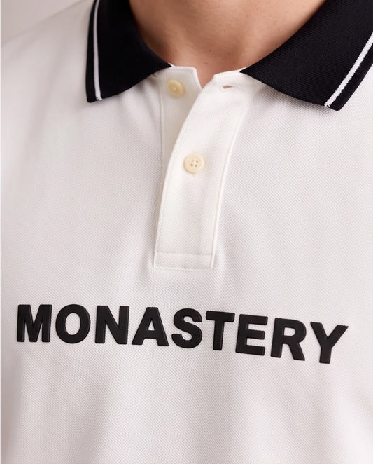 Camiseta Tipo Polo Marfil MONASTERY Cuello y Puños Negros Regular Fit