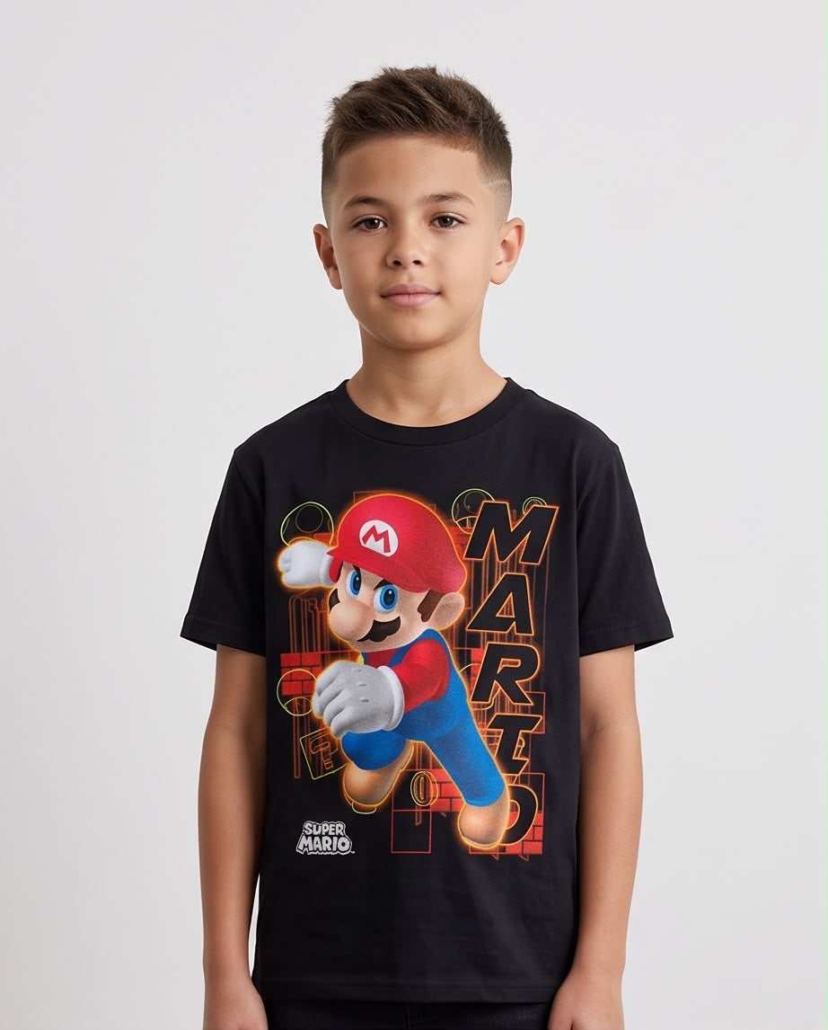 Camiseta Super Mario Salto Letras Doradas Negra - Niños Oversize