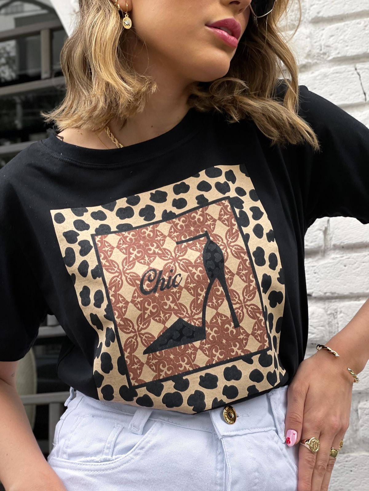 CAMISETA LARGA MUJER - TACÓN