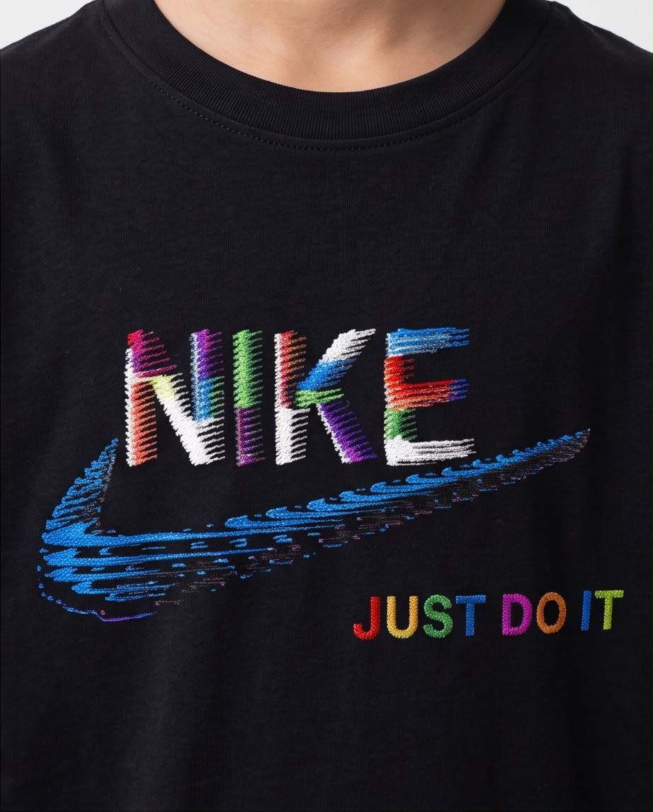 Camiseta Nike Just Do It Glitch Multicolor Negra - Niños Oversize
