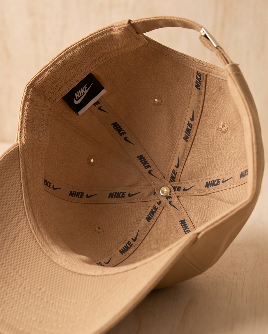 Gorra Nike Heritage86 Metal Swoosh Caqui