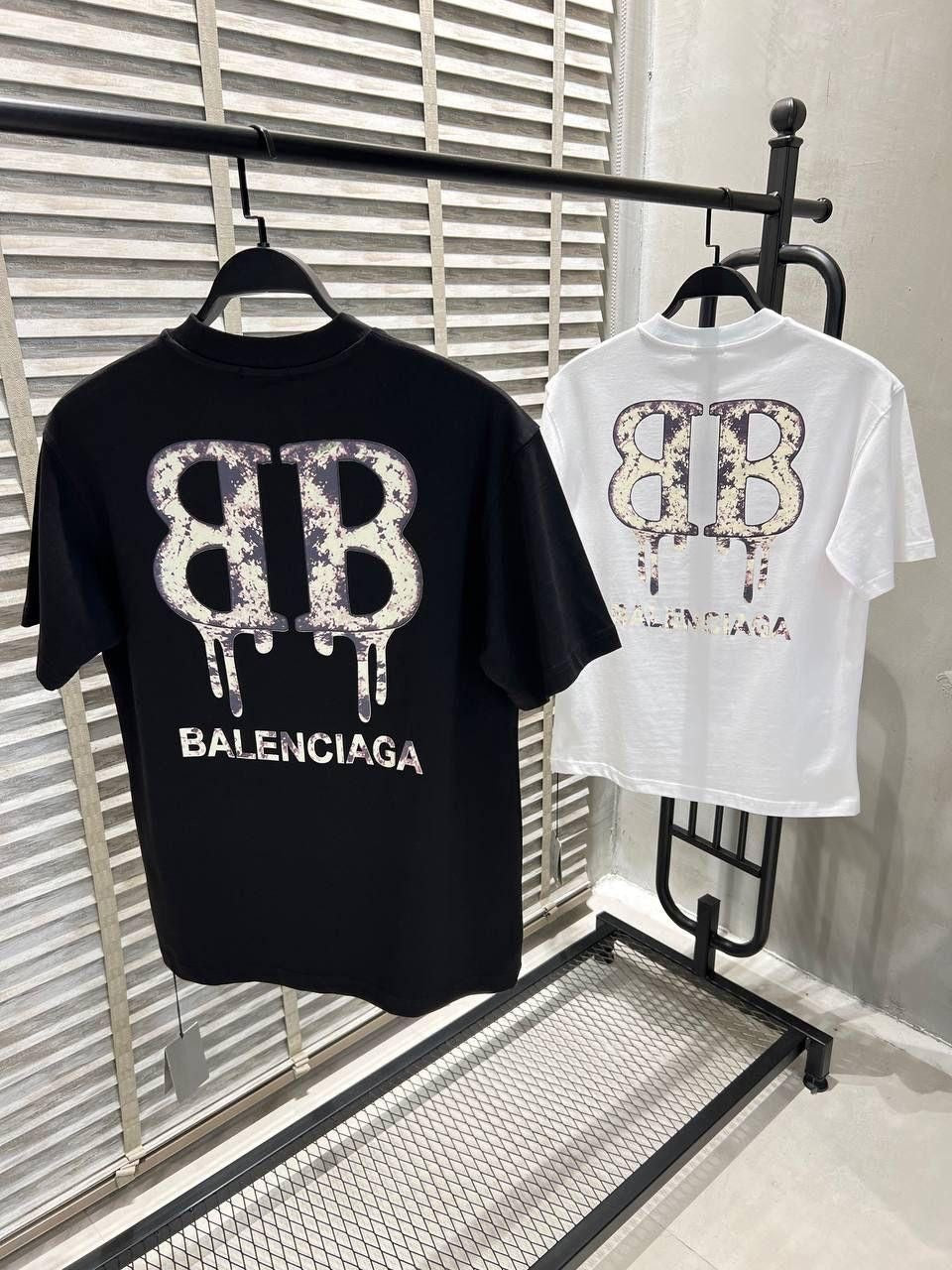 CAMISETA OVERSIZE -  BALENCIAGA
