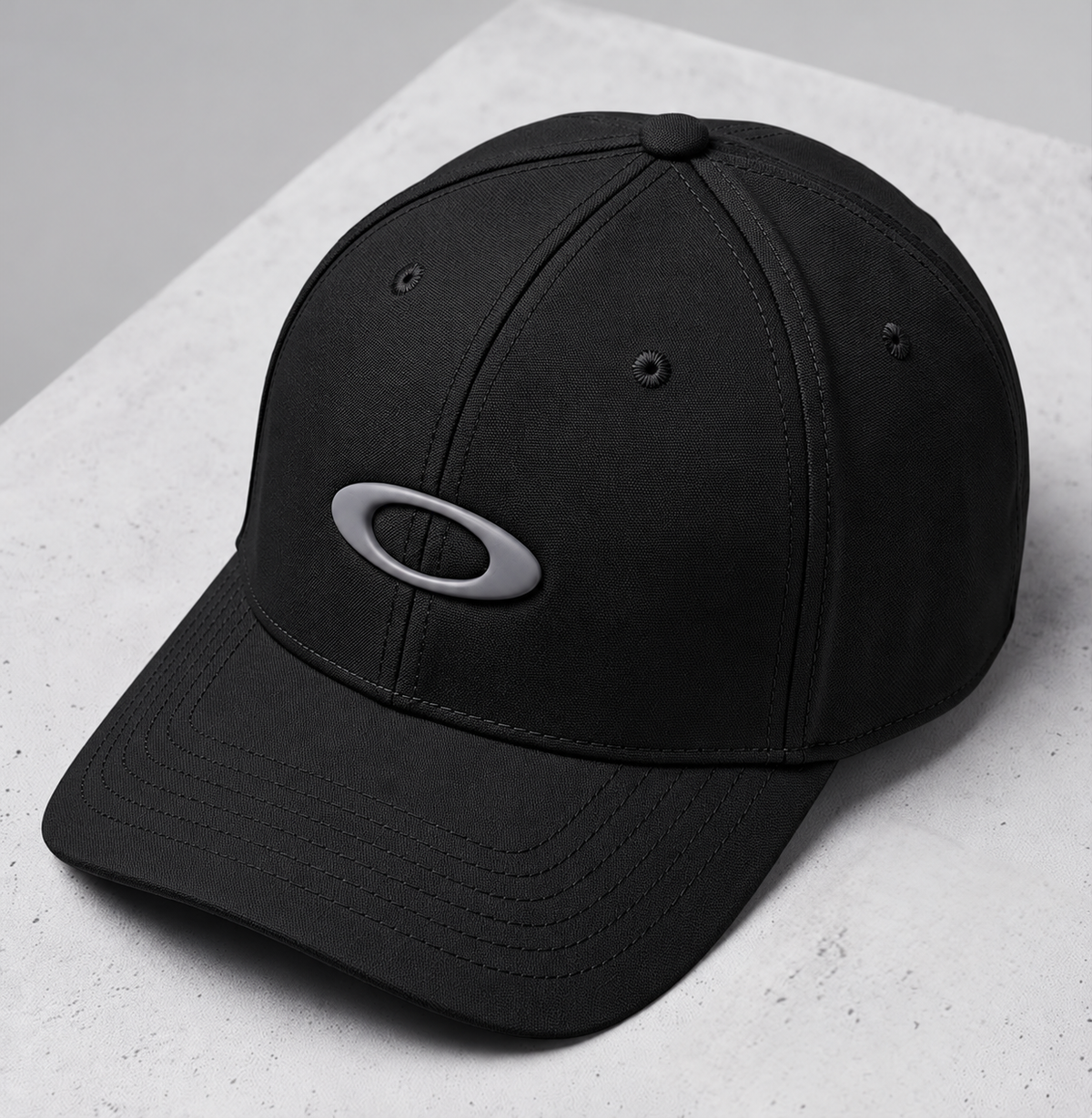 Gorra Oakley Negra con Logo Ovalado