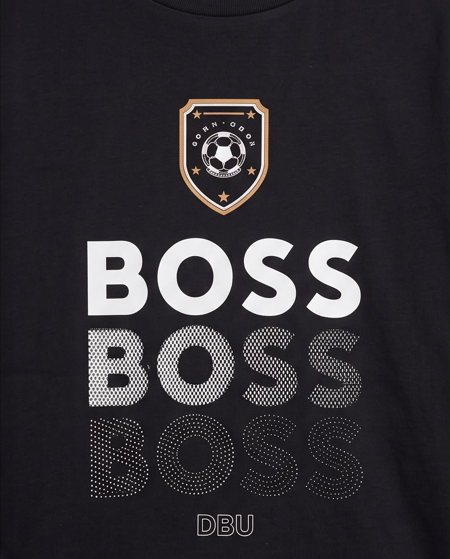 Camiseta Hugo Boss Logo Triple Futbol Escudo Negra - Niños Oversize