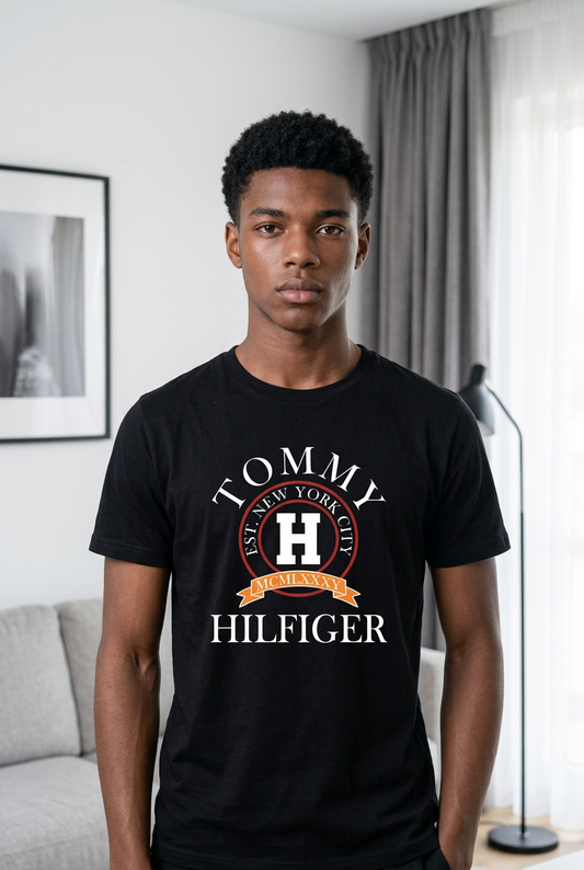 Camiseta Tommy Hilfiger Emblema Crest New York Negra Hombre - Manga Corta Algodón