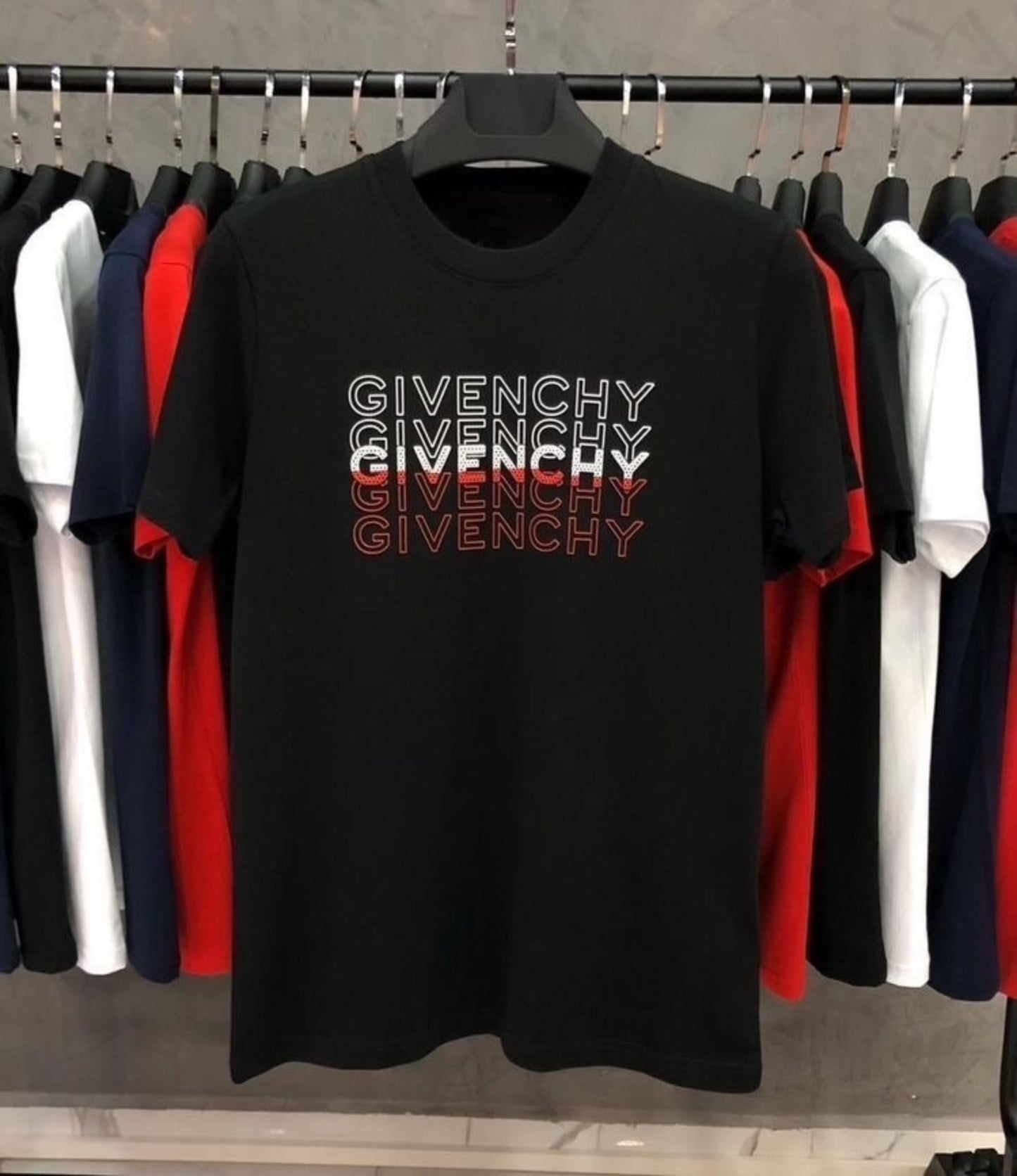 CAMISETA OVERSIZE -  GIVENCHY
