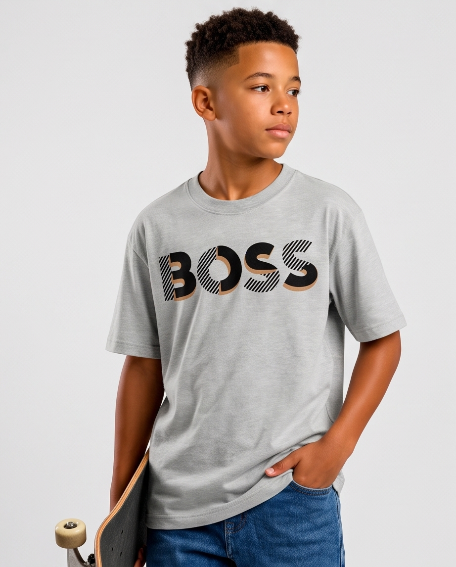 Camiseta Hugo Boss Striped 3D Logo Oversize Niños Verde Seco - Lifestyle skate