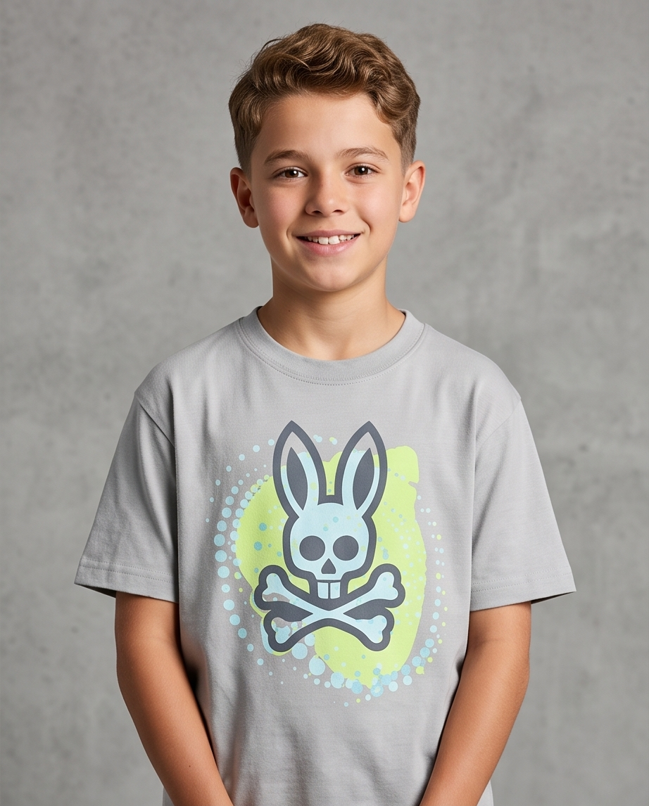Camiseta Psycho Bunny Neon Splash Skull Oversize Niños Verde Seco - Vista frontal modelo