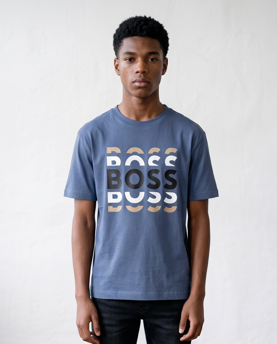 Camiseta Hugo Boss Azul Acero look frente