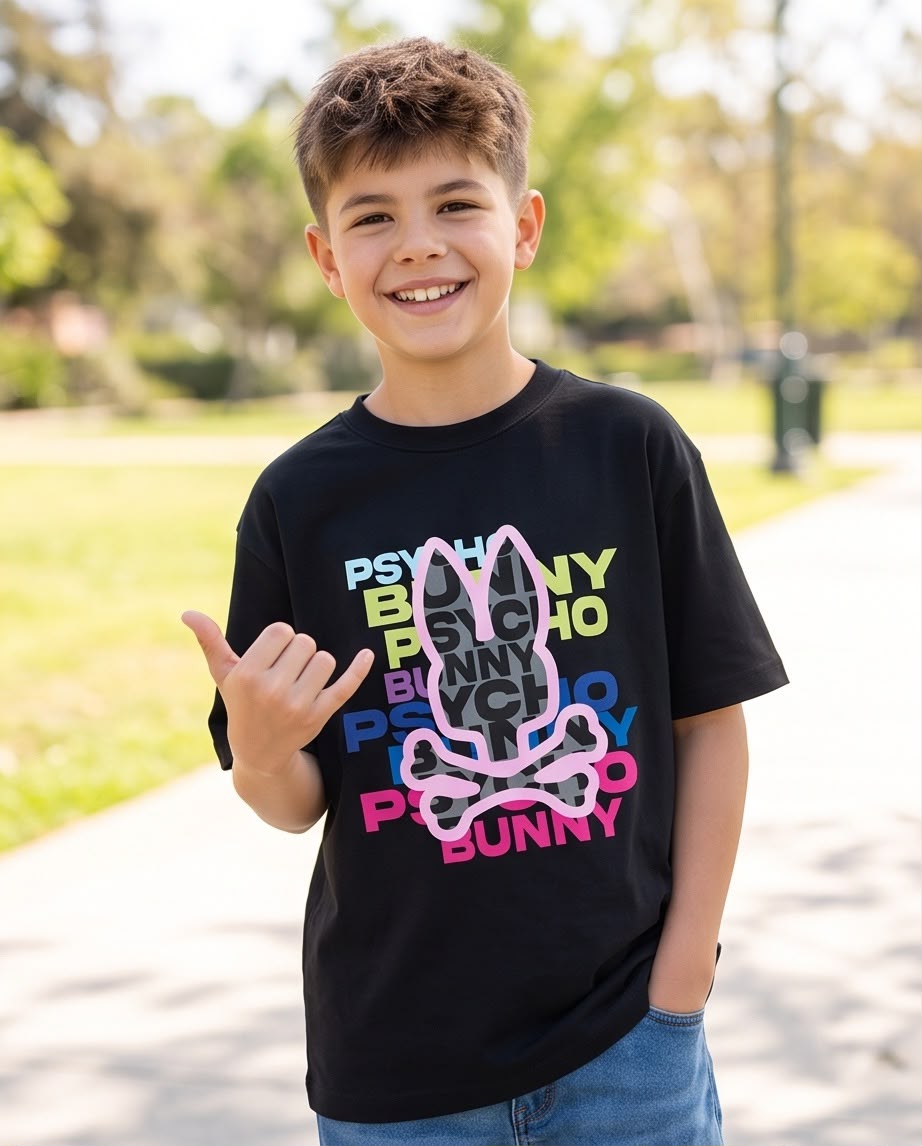 Camiseta Psycho Bunny Wordmark Stack Multicolor Negra Niño