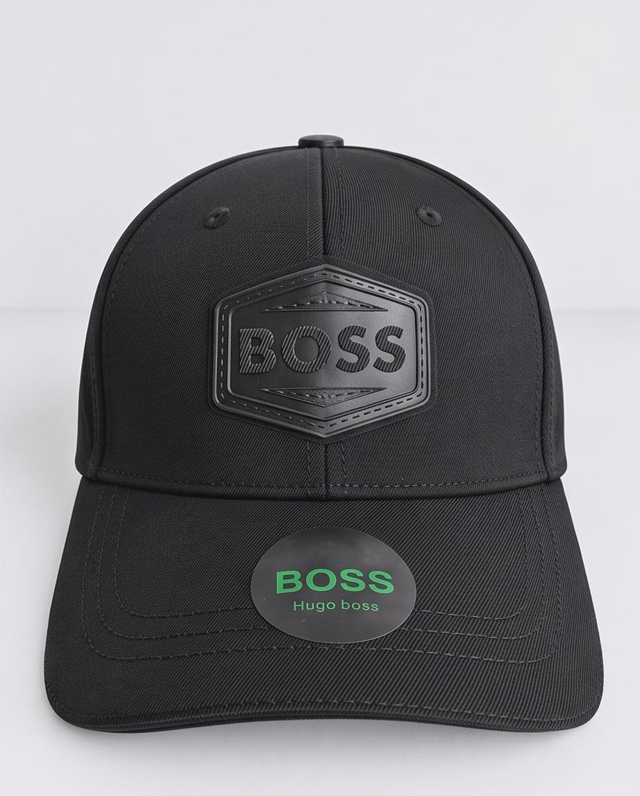 Gorra Hugo Boss Negra Total - Frente parche hexagonal