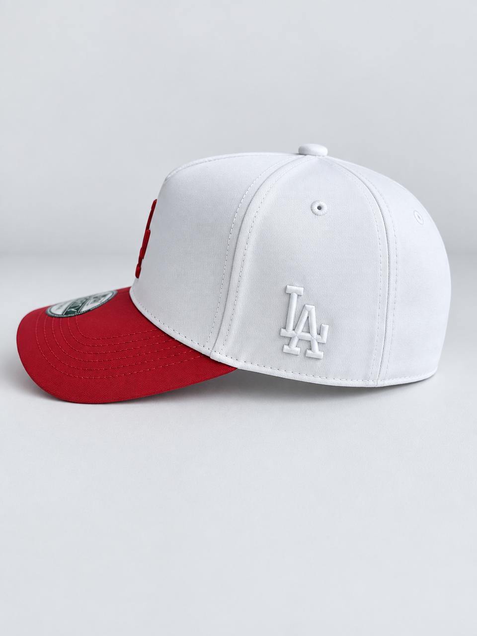 Gorra New Era 9FORTY LA Dodgers - Frente bordado LA rojo