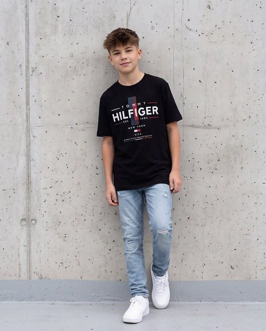 Camiseta Tommy Hilfiger Niños Negro - Detalle gráfico frontal HILFIGER