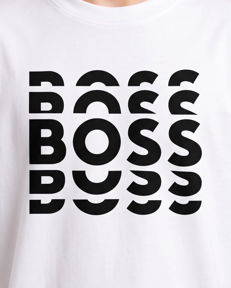 Camiseta Hugo Boss Niños BOSS Triple Stack Negro Blanca - Lifestyle caminando ciudad