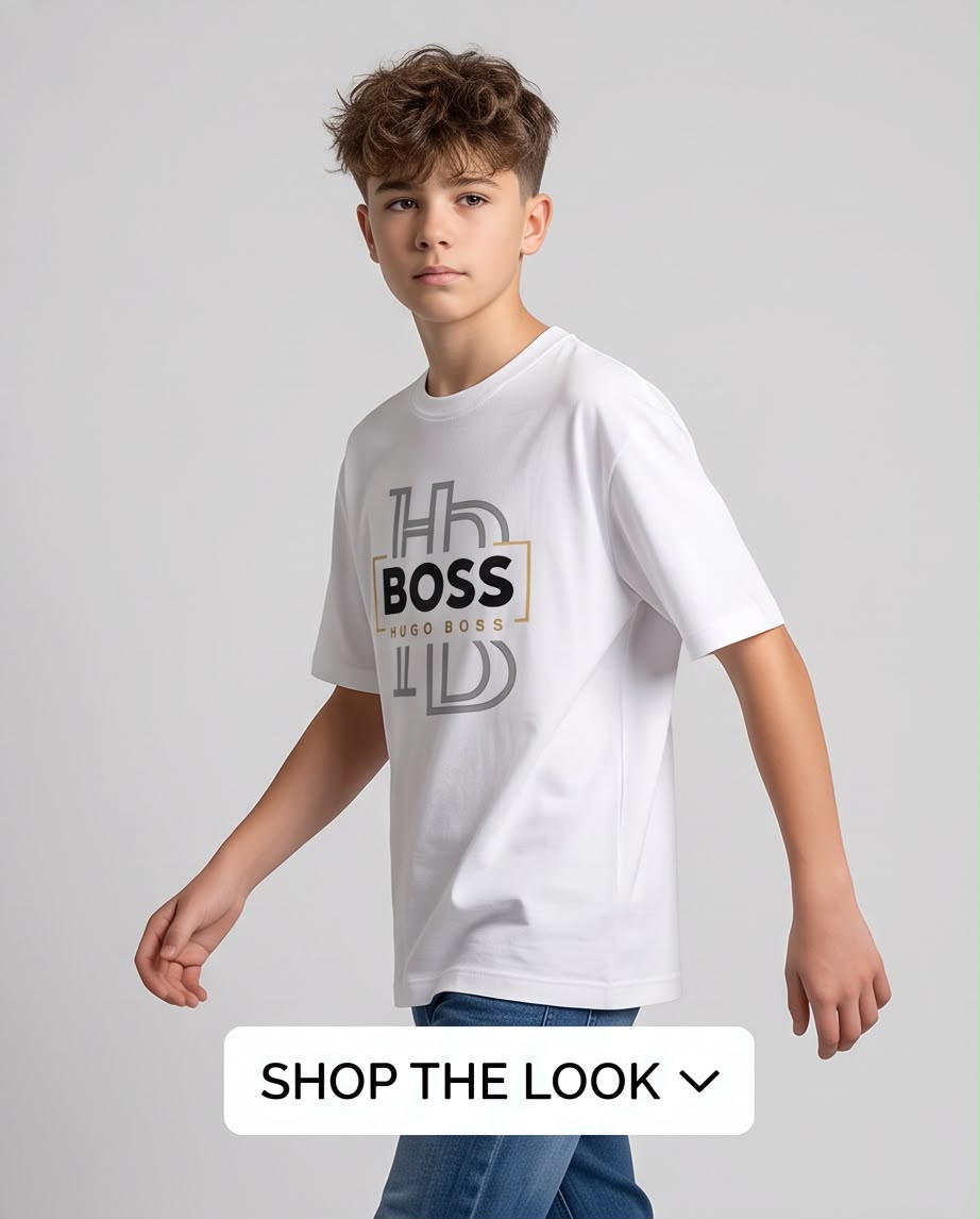 Camiseta Hugo Boss Niños HB Monogram Gold Box Blanca - Lifestyle frente fondo gris