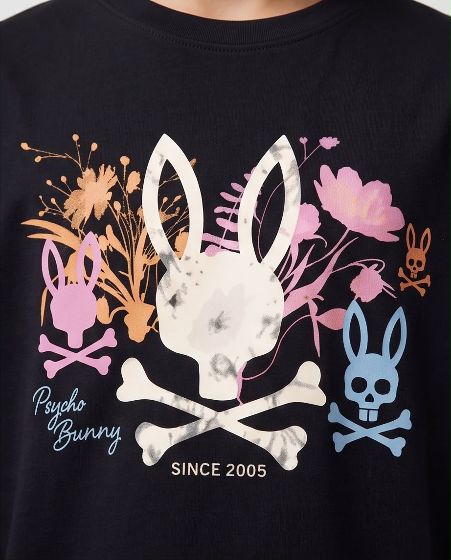 Camiseta Psycho Bunny Niños Floral Skull Bunny Negro - Detalle gráfico frontal close-up floral mármol