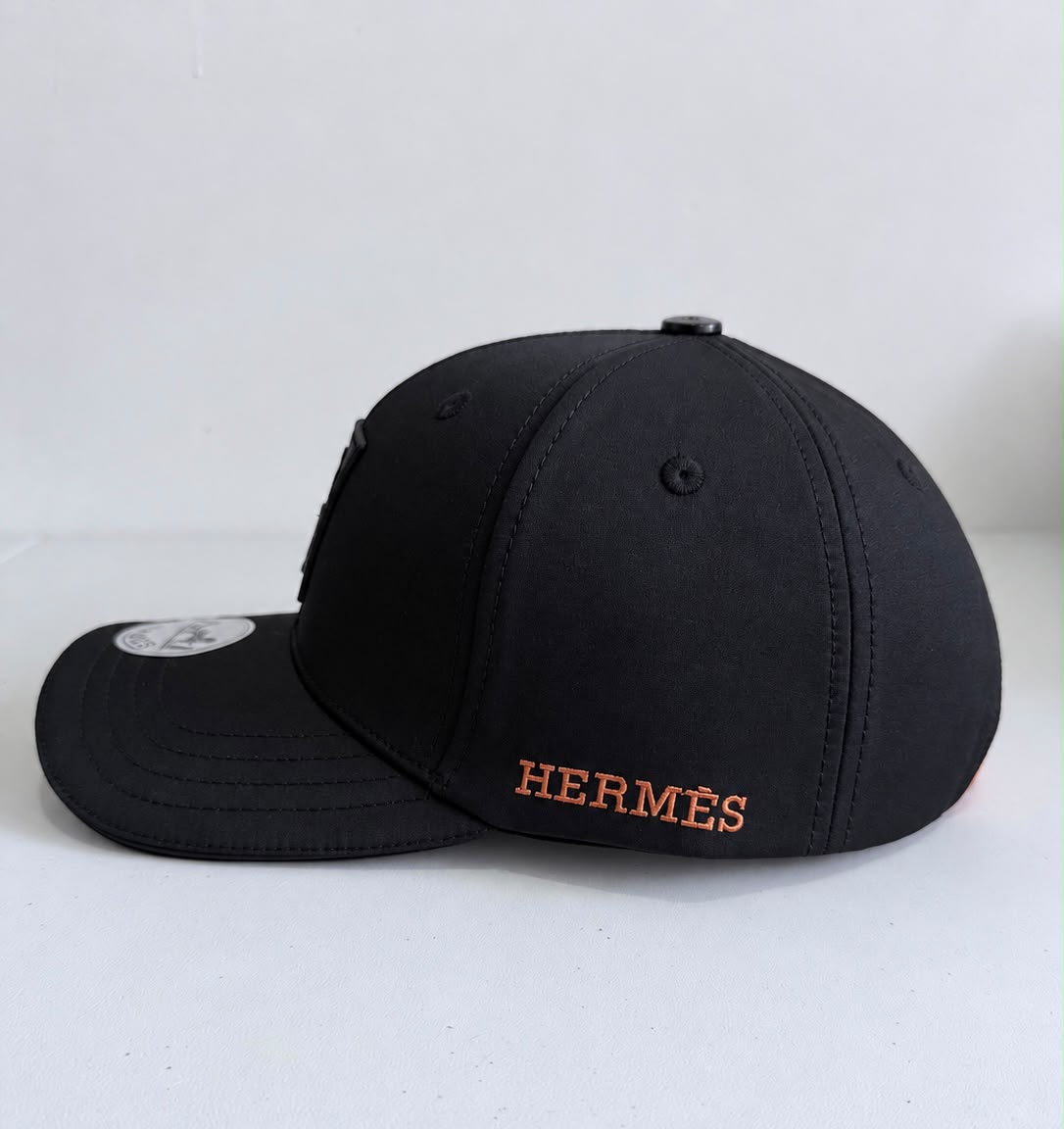 Gorra Hermès negra vista interior