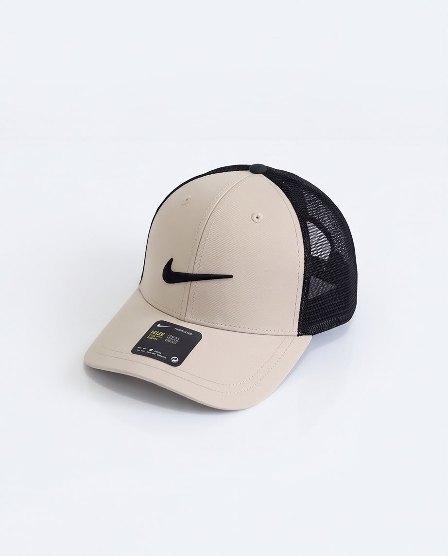 Gorra Nike Heritage 86 vista posterior