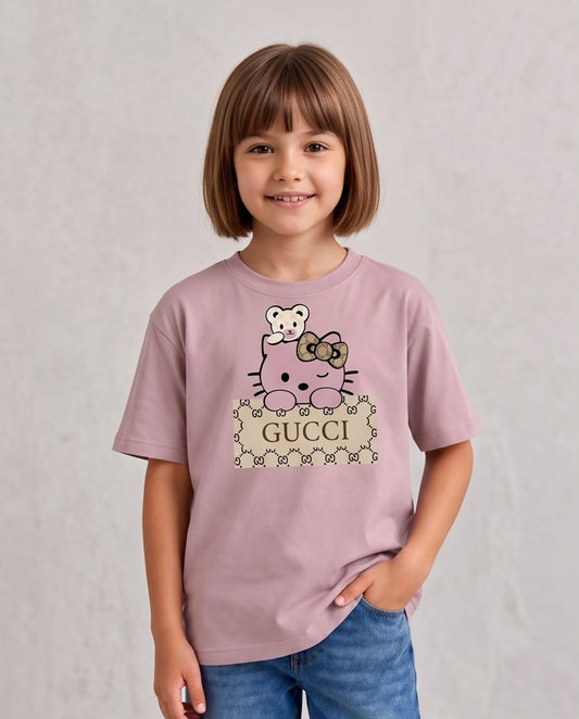 Vista frontal de camiseta Hello Kitty Osito Gucci Rosa Vieja