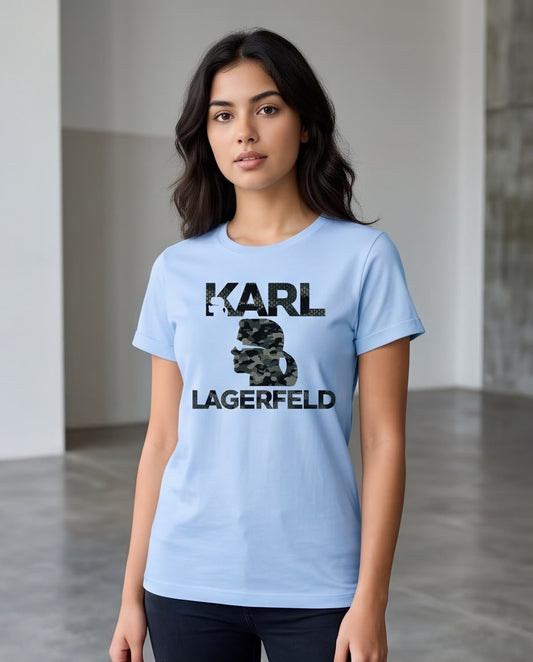 Camiseta azul claro Karl Lagerfeld silueta camuflada en exterior