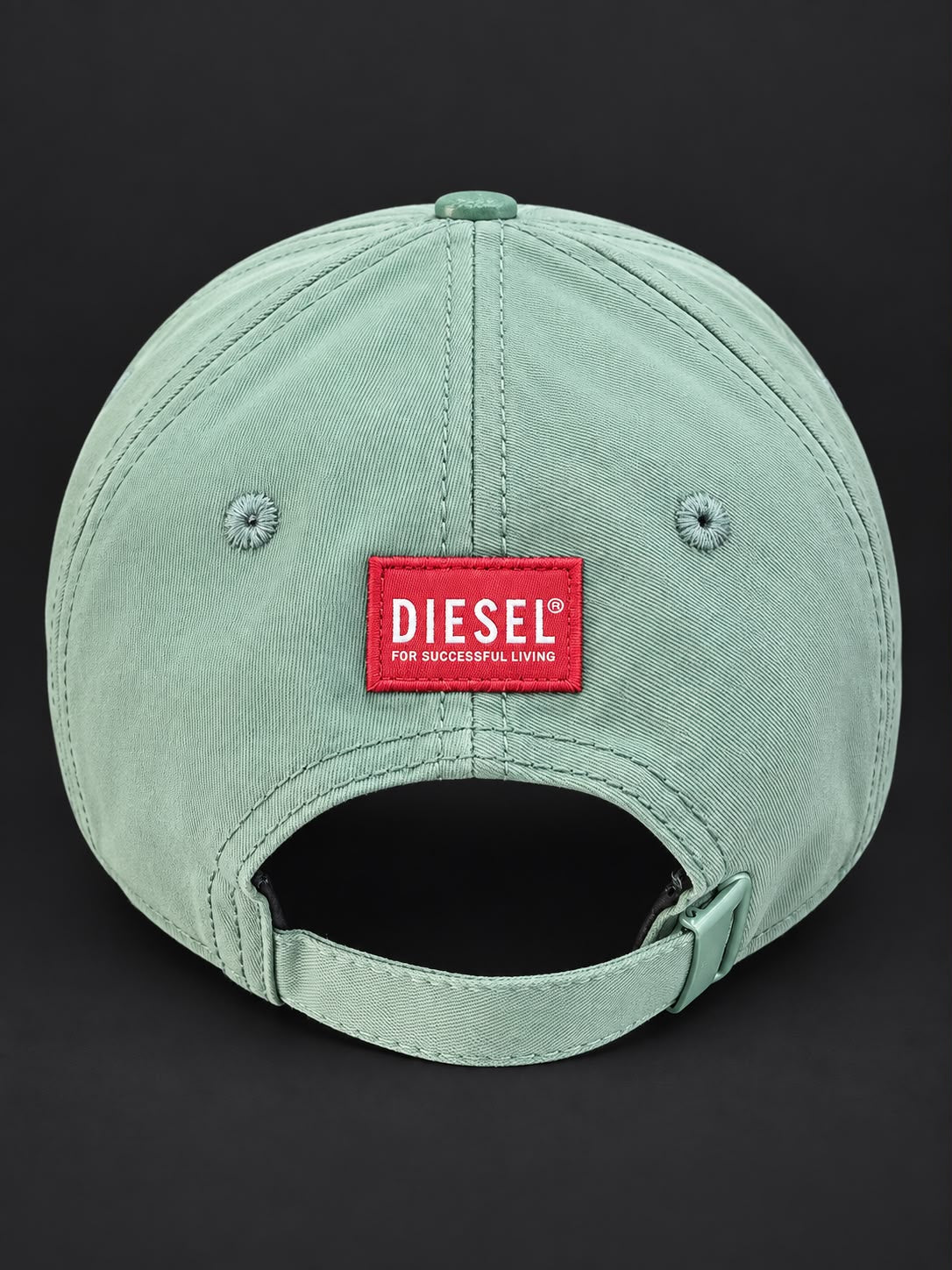 Interior de la gorra verde menta con cintas de logos Diesel