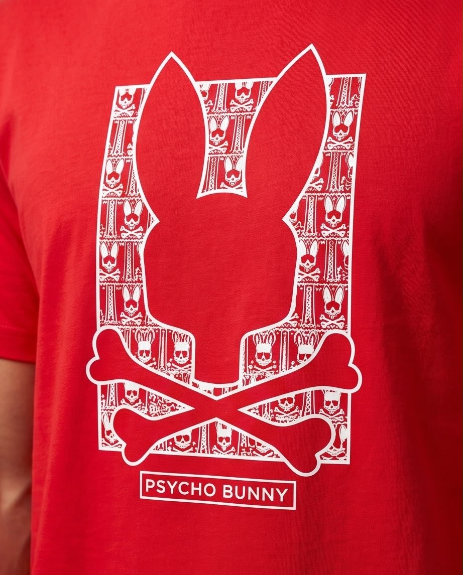 Camiseta roja Psycho Bunny, vista frontal en modelo