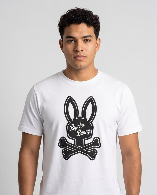 Detalle del conejo negro y letras Psycho Bunny cursivas