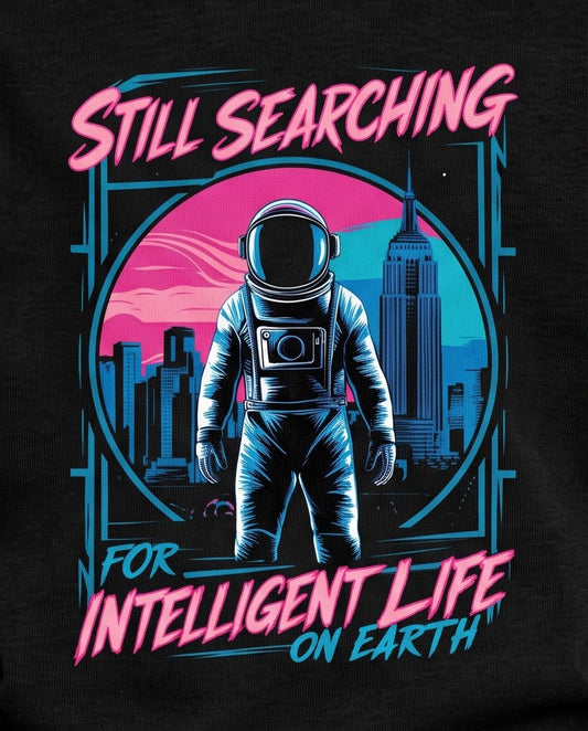 Camiseta Niño Still Searching Astronauta Negra Semi Oversize