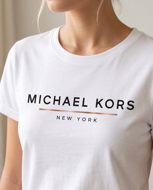 Camiseta blanca Michael Kors New York, plano medio