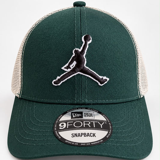 INFANTIL Gorra Jordan Verde con Malla Blanca