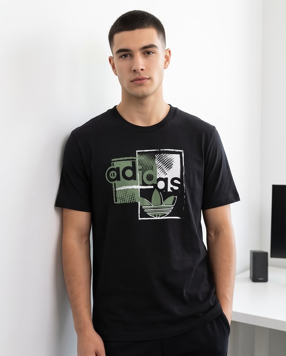 Camiseta Negra adidas Collage Verde y Blanco Regular Fit