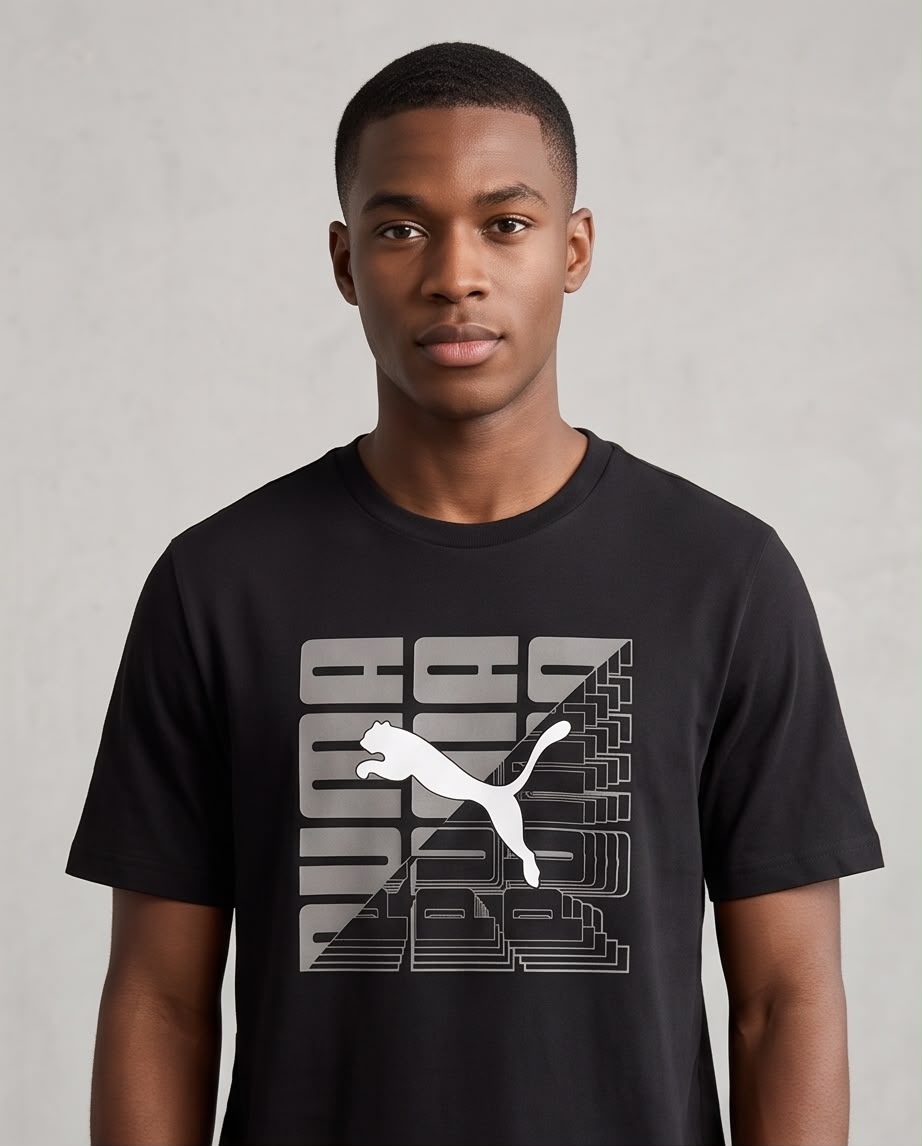Camiseta Negra PUMA Geométrica Gris y Blanco Regular Fit