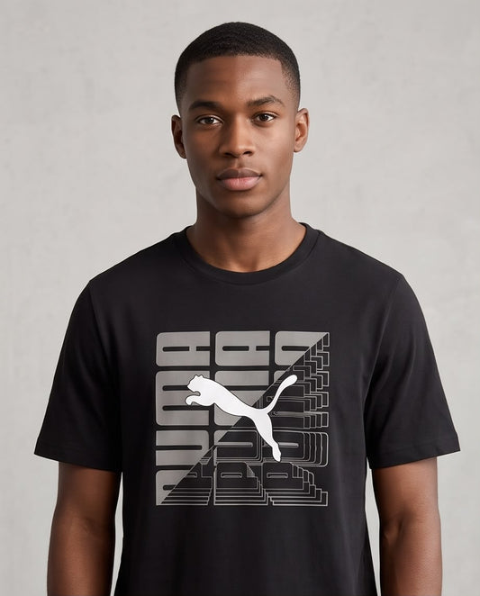 Camiseta Negra PUMA Geométrica Gris y Blanco Regular Fit