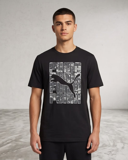 Camiseta Negra PUMA Letras Camufladas Grises Regular Fit
