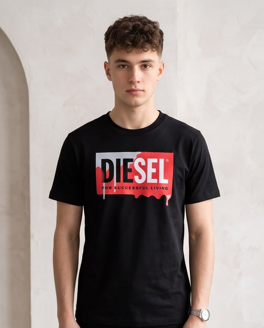 Camiseta Negra DIESEL Rojo y Blanco Efecto Goteo Regular Fit