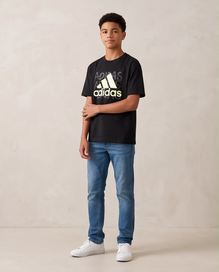 Camiseta Niño adidas Logo Amarillo Claro Fondo Letras Grises Negra Semi Oversize