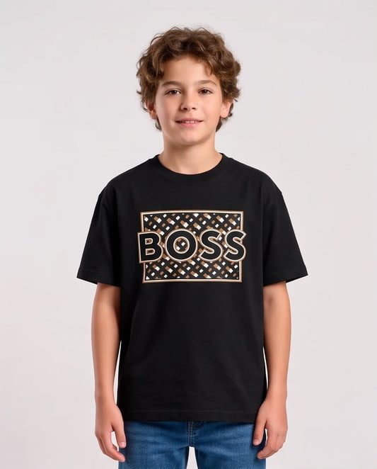 Camiseta Niño BOSS Rombos Blancos y Cafés Negra Semi Oversize