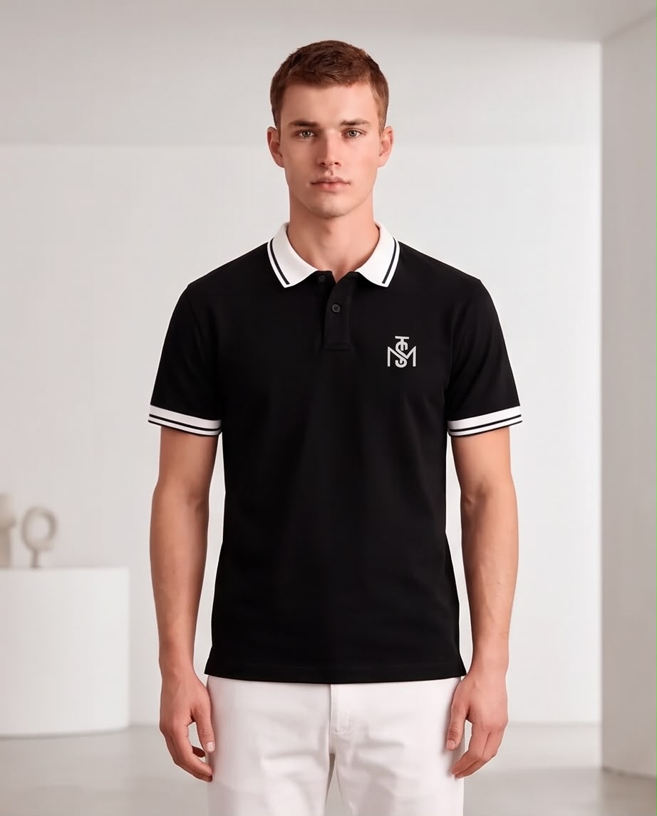 Camiseta Tipo Polo Negra MONASTERY Monograma Blanco Cuello y Puños Blancos Regular Fit